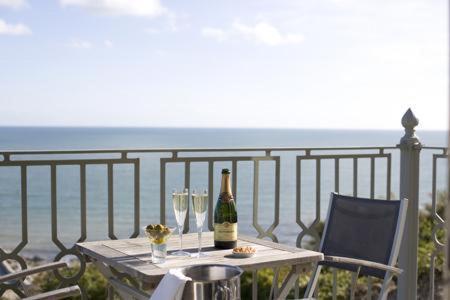 The Hambrough 5*